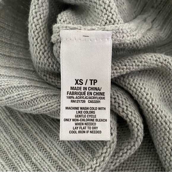 V-Neck Sweater - Picture 9 of 10